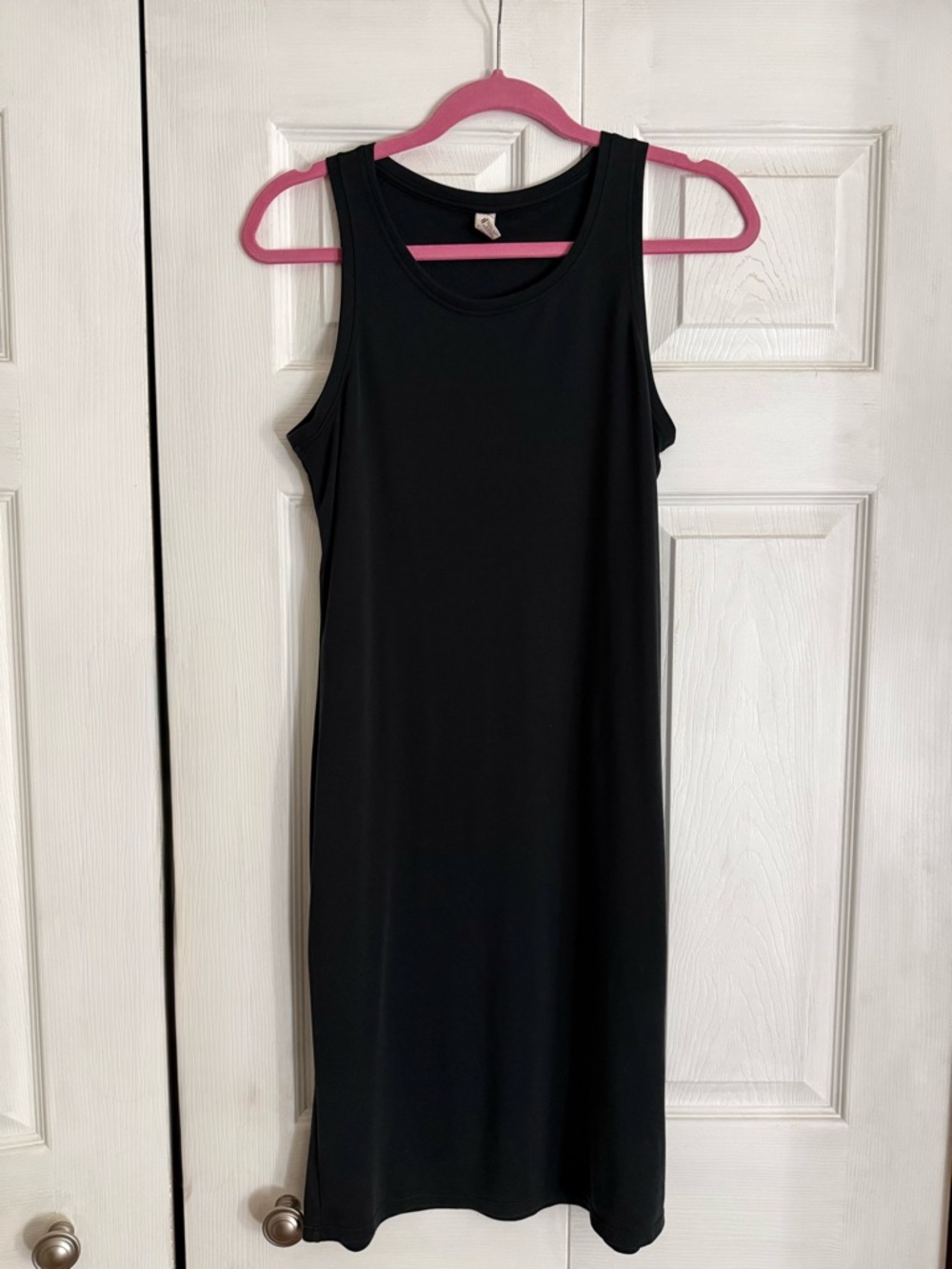 Kyodan Sleeveless Black Midi Dress